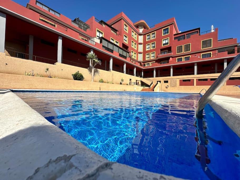 Relax Playa De La Jaquita Apartment *